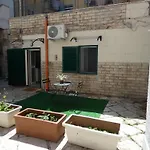 Terry\'S House
